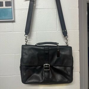 Coach Elegant Black Leather Messenger Bag